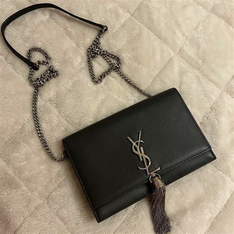 ysl チェーンウォレット